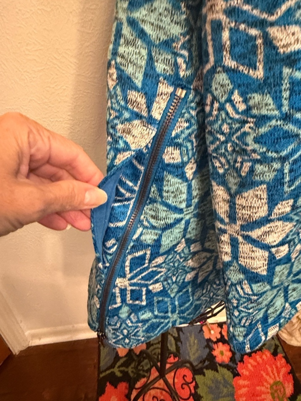 ❄️❄️❄️BOGOHO❄️❄️❄️Talbots Blue Snowflake Pattern Pullover Hoodie-Large - Picture 8 of 12